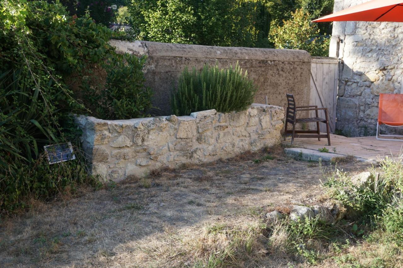 Le Gîte de Moquesouris Nazelles-Négron Extérieur photo